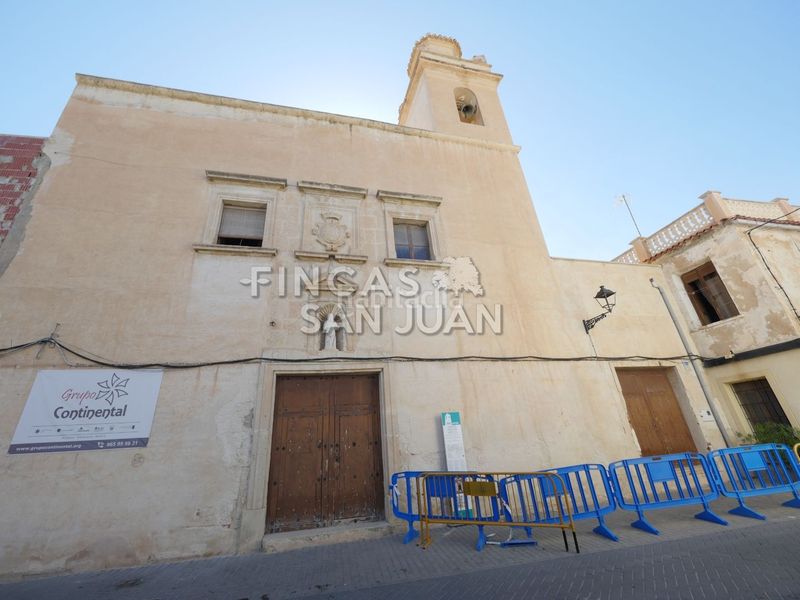 Foto b40c3766-ba3c-42bb-ae8d-1ef3174d235f. Casa amb piscina a Centro Mutxamel