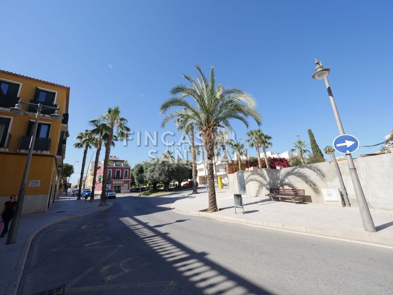 Foto d23ba078-ef14-4a62-a131-b4549ca2b56c. Casa amb piscina a Centro Mutxamel