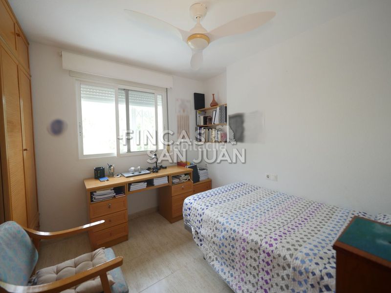 Foto 006fb94f-1839-4c2e-80f0-825c34245f2f. Casa adossada amb aparcament a Centro Mutxamel