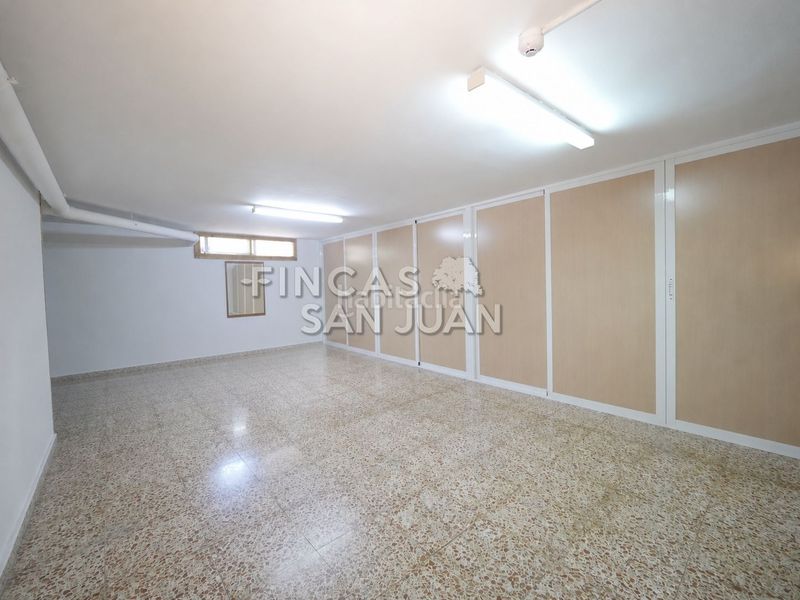 Foto 7733066a-0072-4d44-8951-57599b5a0c0c. Casa adossada amb aparcament a Centro Mutxamel