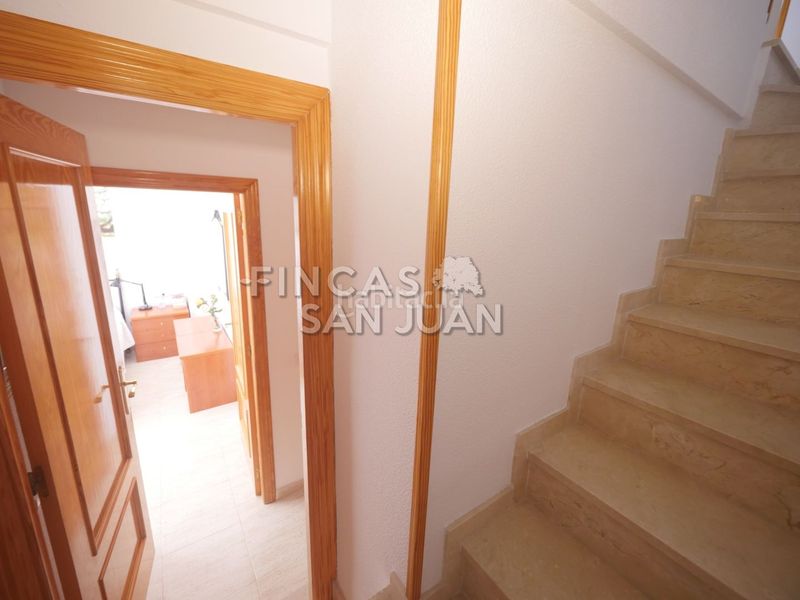 Foto b5e43357-b406-4391-965e-8a8460d77150. Casa adossada amb aparcament a Centro Mutxamel