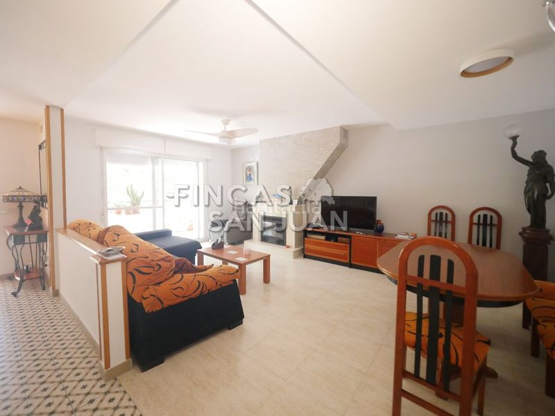 Foto da56a683-75c5-470c-b73e-8693e96f18c6. Casa adossada amb aparcament a Centro Mutxamel