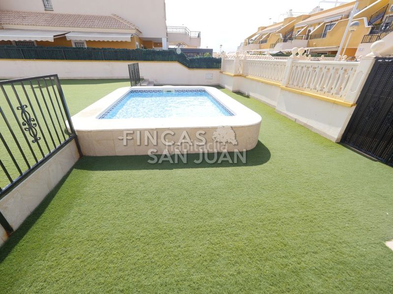 Foto 0aea39b0-ca76-4025-94b8-118937bbd543. Àtic amb piscina a Los Arenales del Sol Elche / Elx