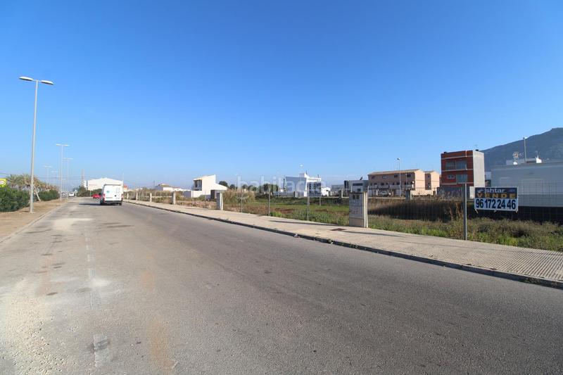 Foto d79d7e49-f432-44d0-820d-df145f3cbd4a. Terreno residencial parcelasolar en suelo urbano bulevar del xuquer. incluye zona deportes y de ocio. en Cullera