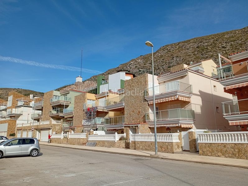 Foto ef768506-eeb9-4988-ab30-f52ec89fc34d. Aparcament cotxe a Racó Cullera