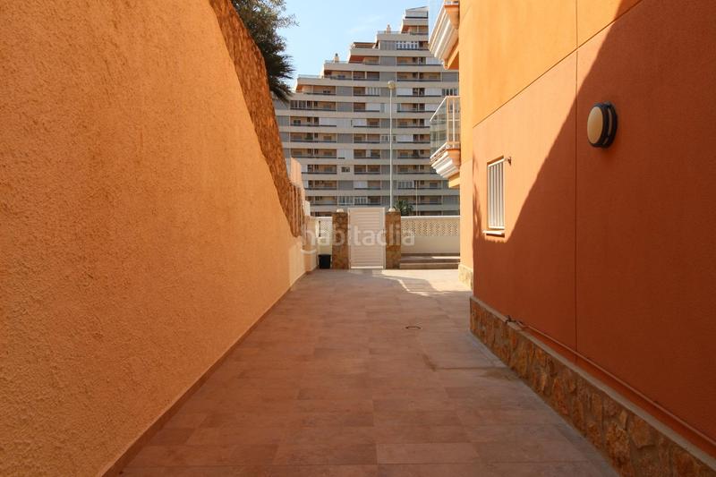 Foto c8aa47b2-4417-4933-8225-890fb7fd7f24. Apartamento  con amplia terraza y vistas al mar en urbanizacion bellaterra en Cullera