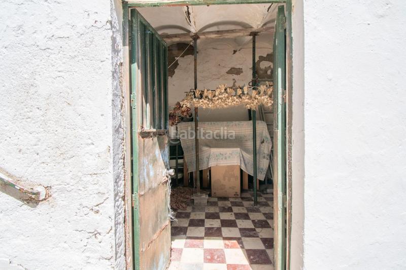 Foto cca1ed88-35d3-4b67-9c0c-59eb6ce7f401. Casa se vende casa con terreno en Paterna de Rivera