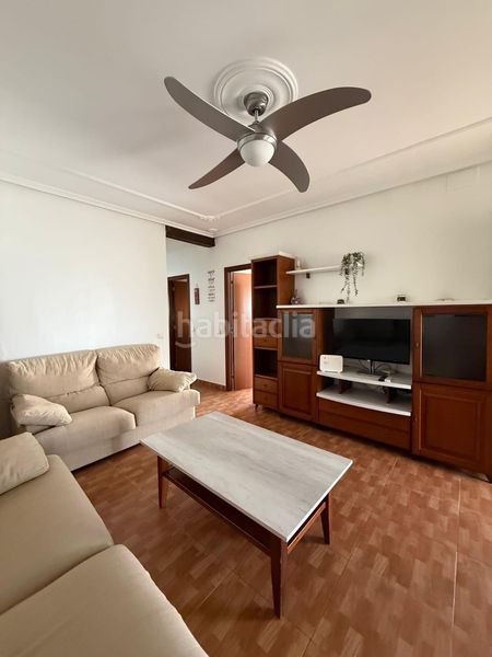 Foto 0b3b2667-64dd-4f92-a701-854544d3a0cc. Affitto chalet con piscina in Núcleo urbano Chiclana de la Frontera