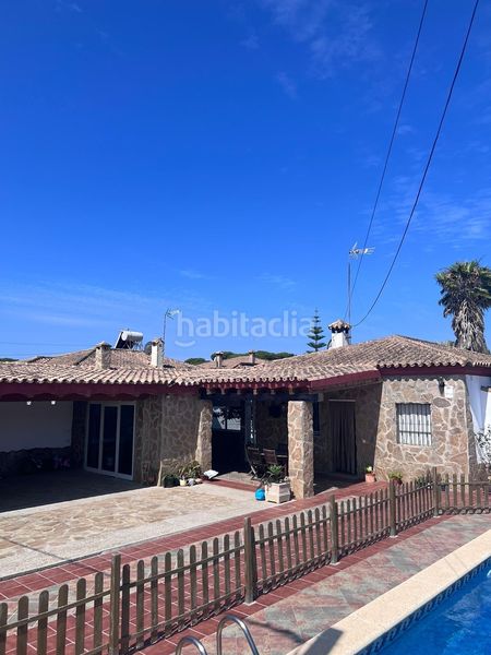 Foto ca83c0f5-d0b6-444c-891e-31464fdf47db. Affitto chalet con piscina in Núcleo urbano Chiclana de la Frontera