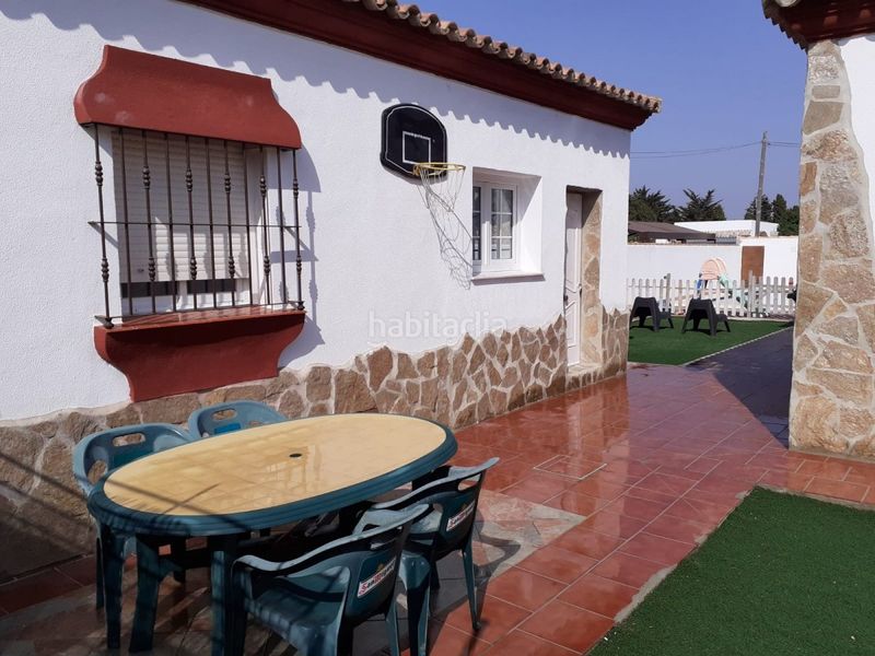 Foto e07a4b91-e3b4-4d8e-8ce9-dd18fd716f7a. Affitto chalet con piscina in Núcleo urbano Chiclana de la Frontera
