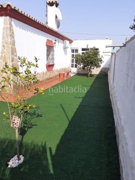 Foto e34f8160-f9cd-4f03-8815-87463f2e3bc8. Affitto chalet con piscina in Núcleo urbano Chiclana de la Frontera