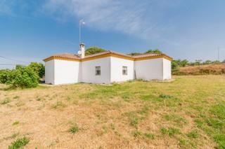 Xalet a Las Lagunas - Campano. Chalet en venta por la rana verde con agua de red