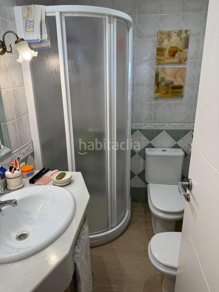 Foto dc7b3cf8-fbc0-4824-bd2c-c203e41fda25. Casa adossada amb calefacció piscina a La Barrosa Chiclana de la Frontera