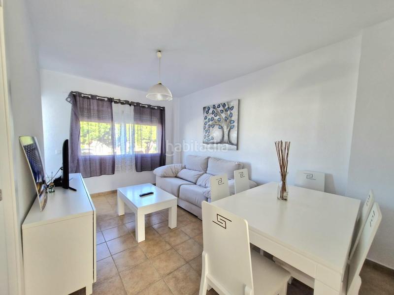 Foto 06d8a825-1a99-4f3e-9bfe-9eeb91a609bb. Lloguer apartament amb piscina a La Barrosa Chiclana de la Frontera