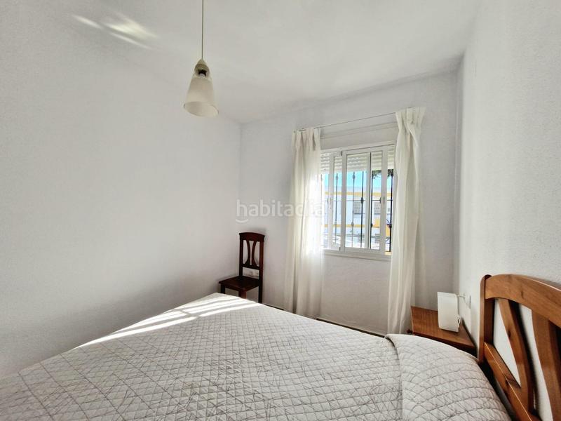 Foto d1cb7adf-9367-4918-8724-2a76fe411a11. Lloguer apartament amb piscina a La Barrosa Chiclana de la Frontera