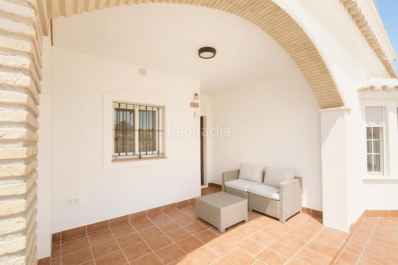 Foto 22bebe34-1d00-4309-bc7f-aa6674dd8745. Chalet encantador chalet ideal para hogar familiar en Chiclana de la Frontera