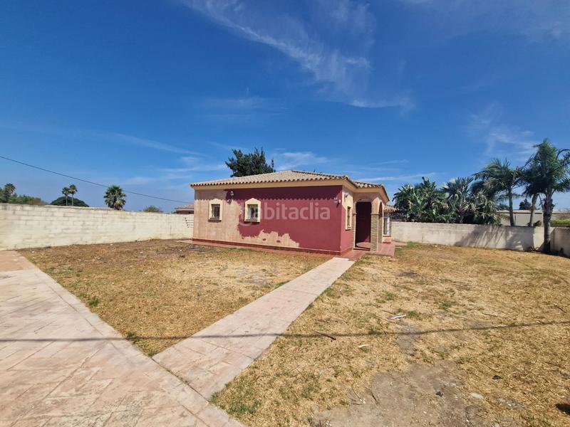 Foto 912b12bd-9c36-4e4c-9d10-61b66886e4af. Chalet encantador chalet ideal para hogar familiar en Chiclana de la Frontera