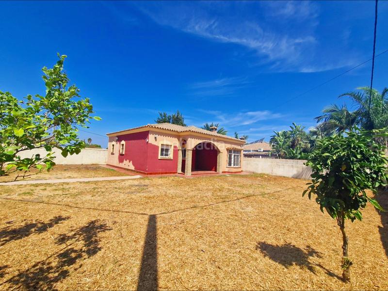 Foto e30c047c-47e4-4968-8df1-d02906ea1b1c. Chalet encantador chalet ideal para hogar familiar en Chiclana de la Frontera