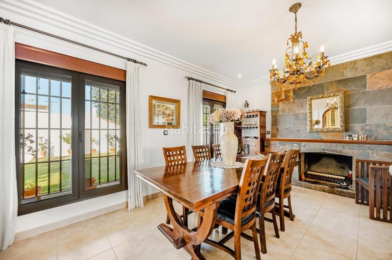 Foto c093292f-5006-411f-b4a1-3b7f016cb29b. Chalet mit parking pool in Núcleo urbano Chiclana de la Frontera