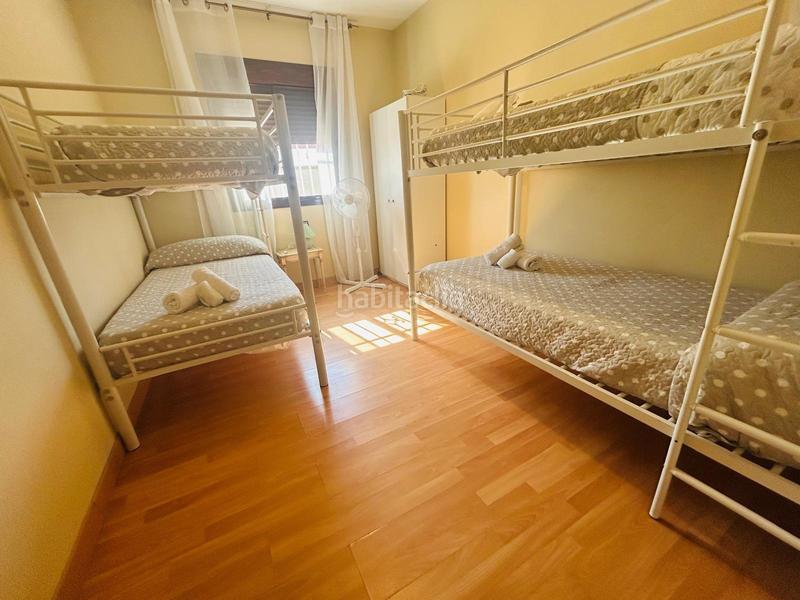 Foto 2e8e1322-1416-4f22-9a28-c75c5478dcbe. Chalet avec parking piscine dans Las Lagunas - Campano Chiclana de la Frontera