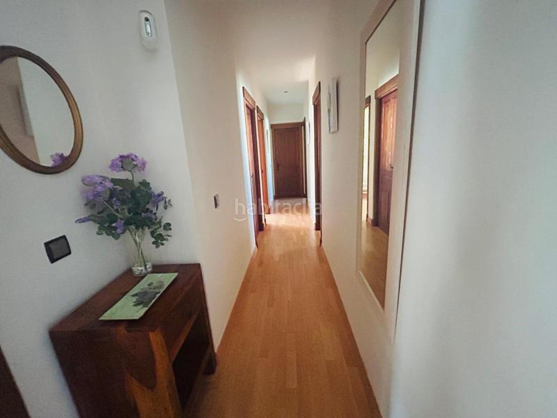 Foto 4d14a3ae-aae9-403e-ac61-ecefa3819f2e. Chalet avec parking piscine dans Las Lagunas - Campano Chiclana de la Frontera