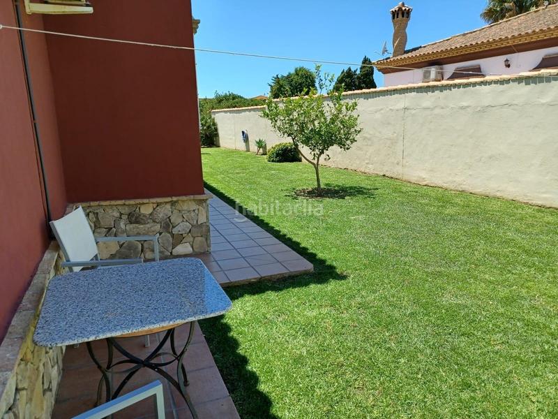 Foto 92dd7317-19c4-463c-9be6-e655b8c65f15. Chalet avec parking piscine dans Las Lagunas - Campano Chiclana de la Frontera