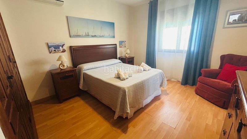 Foto be347a03-d954-4a11-89b2-cf597ede0e39. Chalet avec parking piscine dans Las Lagunas - Campano Chiclana de la Frontera