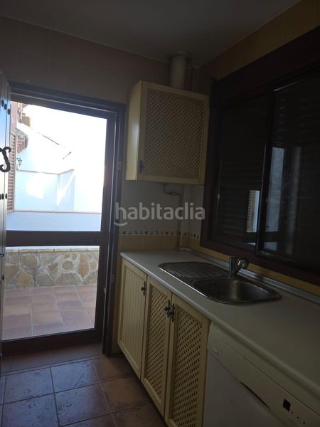 Foto 57e0970a-6099-4ba2-9ed1-f6b504f34bf5. Casa amb aparcament a Los Gallos Chiclana de la Frontera