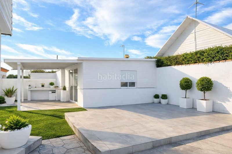 Foto 11586aab-bcfc-4129-be6b-23619b5bd45e. Xalet amb aparcament a Conil Conil de la Frontera