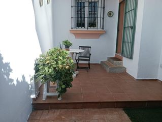 Maison jumelée à Las Canteras. Venta de adosado en el almendral puerto real
