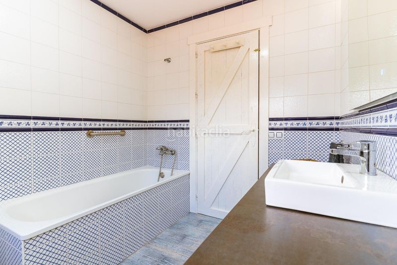 Foto eb841327-40f2-4d71-9b94-b301c42e31e8. Xalet amb aparcament piscina a Los Franceses - La Vega Chiclana de la Frontera