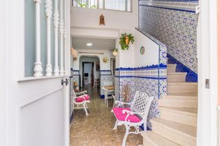 House in La Banda - Campo de Fútbol. Casa de dos plantas en venta en calle ancha