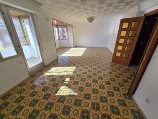Appartamento in Mercado. Piso situado en el corazón de alicante