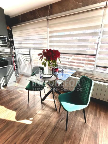 Foto 8acad80c-f356-4021-a754-10187b1b8223. Àtic a Barrio del Centro Alicante