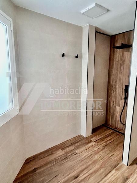 Foto 8ed57d54-a25a-4ae1-a632-31bce45e9bab. Àtic a Barrio del Centro Alicante