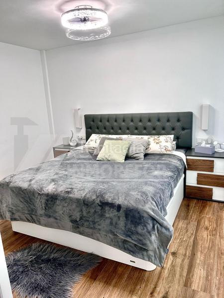 Foto ad54a588-574e-4b9d-866e-dd1bbfee71fa. Àtic a Barrio del Centro Alicante