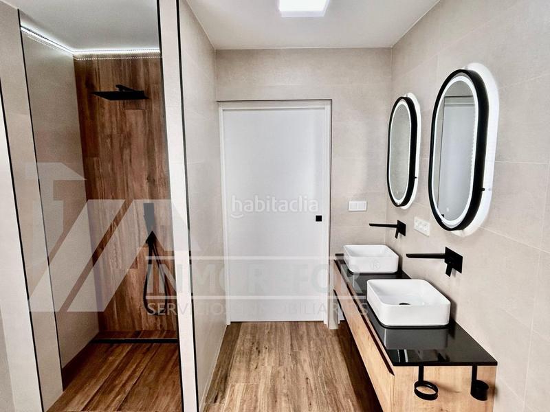 Foto b96aa171-d9cd-4585-b02d-151b903ffe16. Àtic a Barrio del Centro Alicante