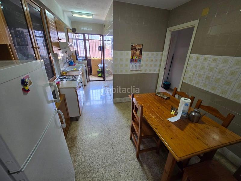Foto def339bf-5b04-4318-9d38-ed4bf79df806. Appartement avec parking dans Carolinas Altas Alicante