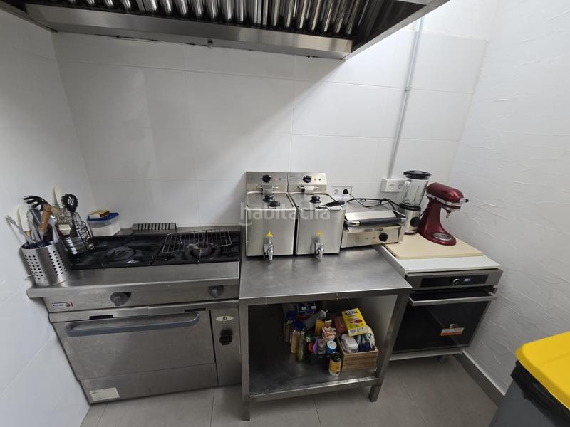 Foto c92a19d3-509b-4f25-9d8d-525d795f5729. Pas-de-porte local commercial dans Altozano - Conde Lumiares Alicante