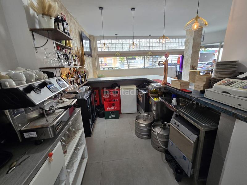 Foto df23fbc8-cc94-480f-80c1-4ca19d608559. Pas-de-porte local commercial dans Altozano - Conde Lumiares Alicante