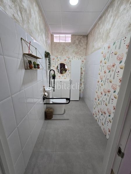 Foto 55eb6bf4-df7c-40f9-89b2-079df9980ff0. Umzug geschäftsraum in Altozano - Conde Lumiares Alicante