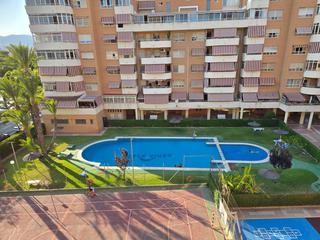 Pis a Babel. Urbanizacion con piscina
