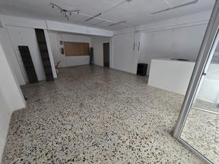 Local commercial à Carolinas Altas. Local en venta