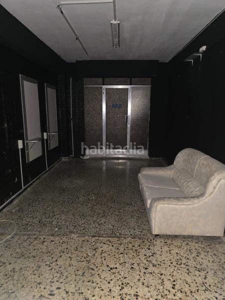 Foto efff9a2c-dce7-4d68-9d82-084c729618e2. Local comercial a Carolinas Altas Alicante