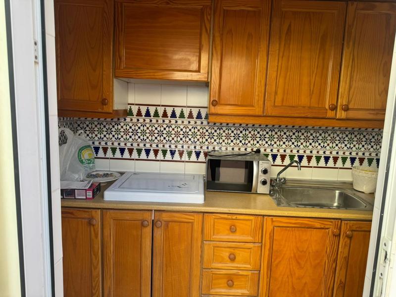 Foto a729672a-16ba-4a39-8a34-80f8bddff3a9. Casa con parcheggio in Carolinas Altas Alicante