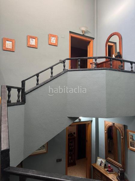 Foto cf5d6999-1f16-47e0-9a4c-4b70e09711d5. Casa con parcheggio in Carolinas Altas Alicante