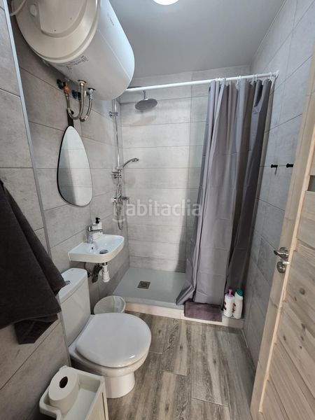 Foto 04c8a2be-eb9a-48f1-a049-ba64cb853c3e. Edifici a Carolinas Bajas Alicante