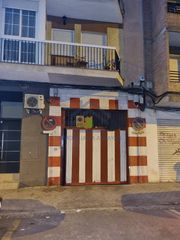 Aparcament cotxe a Plaza de Toros