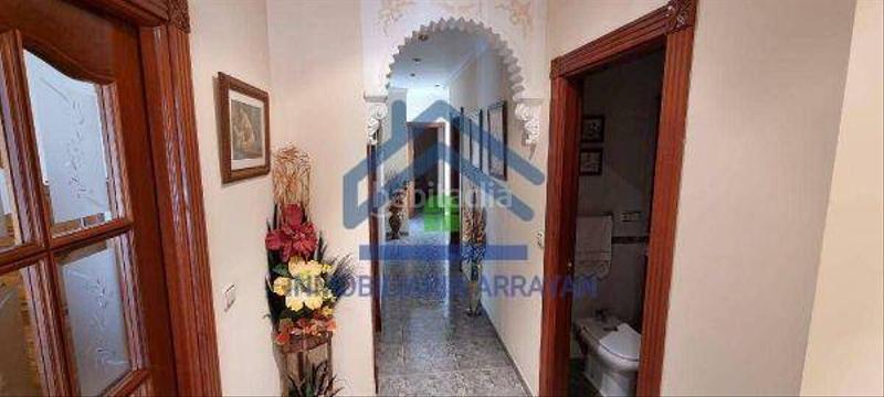 Foto a1d3900a-6116-4dda-90dc-3eec2aa91592. Chalet  adosado en venta en carretera de íllora 63, casa nueva en Pinos Puente