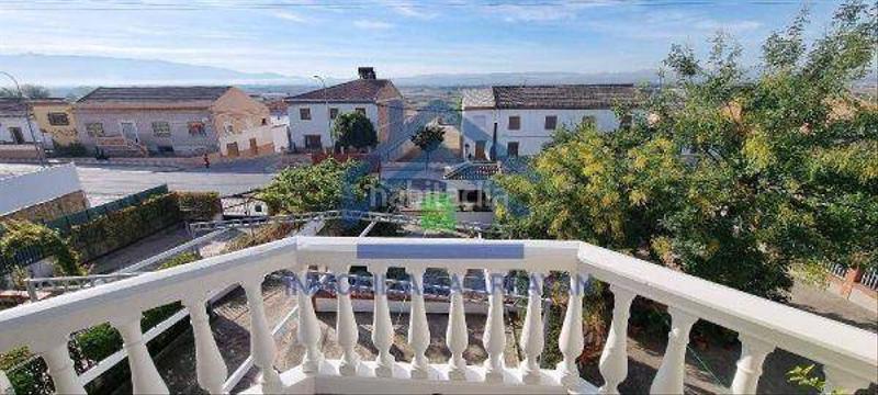 Foto c6a10090-8b69-4a7c-81d0-e5112c52c331. Chalet  adosado en venta en carretera de íllora 63, casa nueva en Pinos Puente